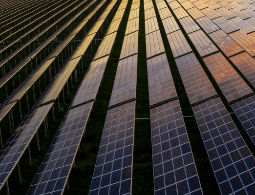 Hibridni solarni sistem sa baterijom