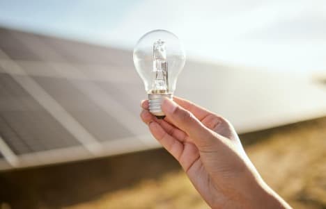 Saving energy in the household
